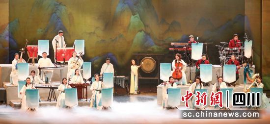 演出现场。 文潇 摄
