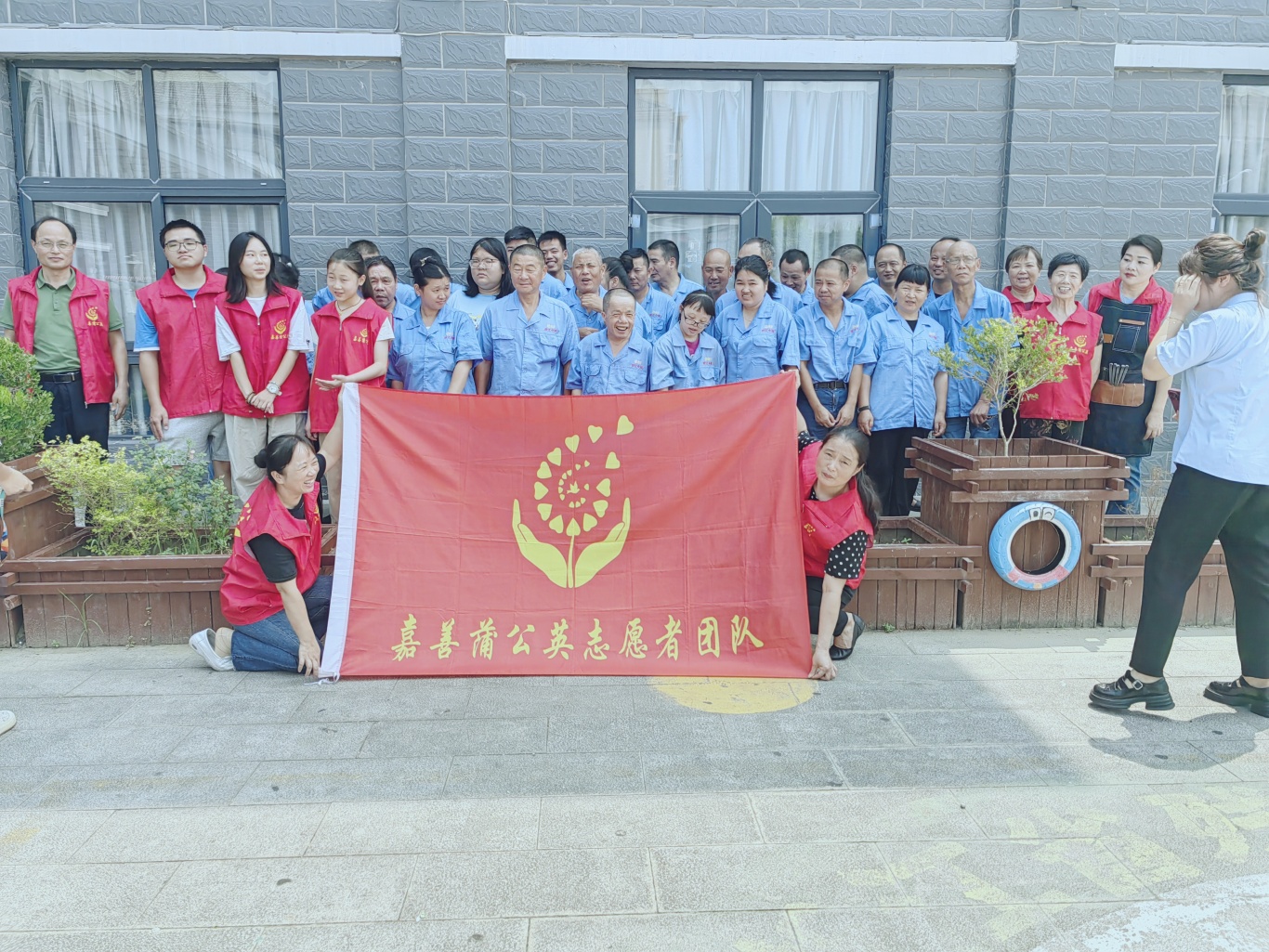 010c1575705fa82c5115fad578c561f.jpg