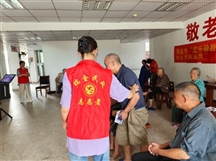 瑞金合龙敬老行： 华发映青春 温情驻心间 