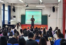 赣红孵联合卫东街道未保站 开展“未成年人保护法散落在每个角落”活动