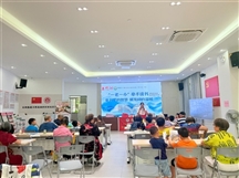 童书里的智慧 银发间的温暖