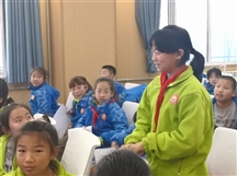 阎良区公益创投：“守护花蕾 向阳成长”女童保护安全课堂主题活动